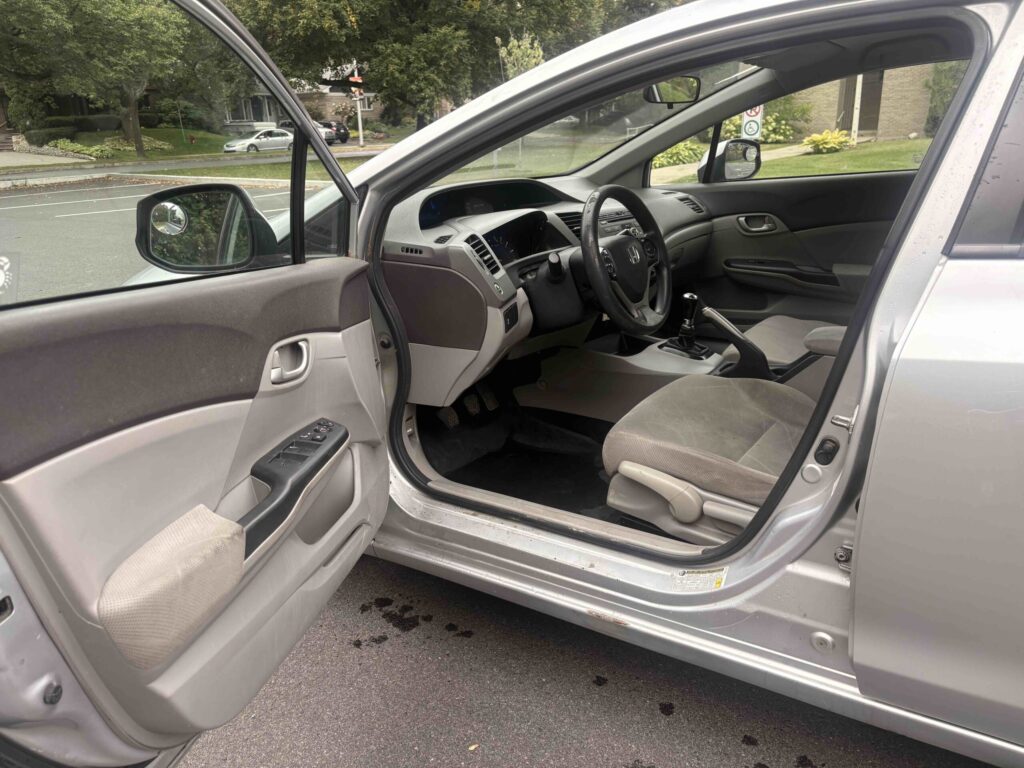 2012 Honda Civic LX – photo 10