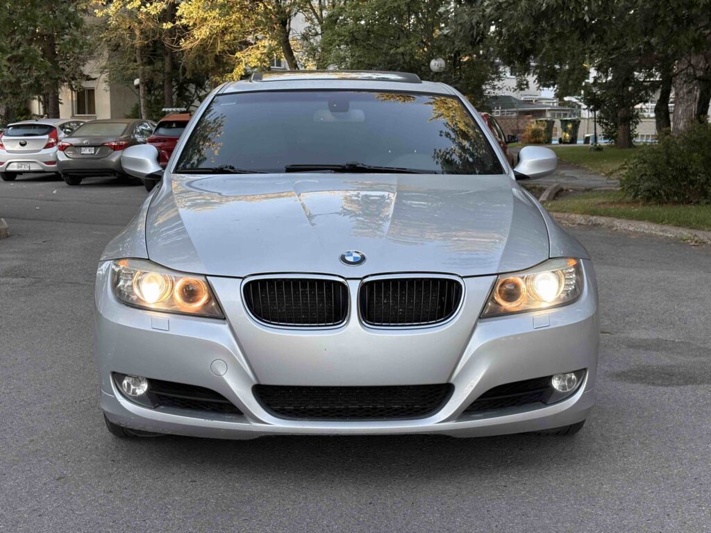 2009 BMW 328i xDrive Base – photo 2