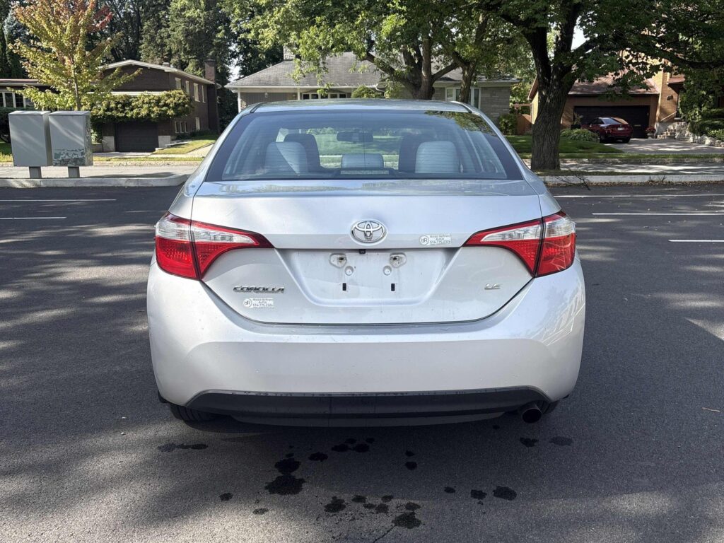 2014 Toyota Corolla LE – photo 4