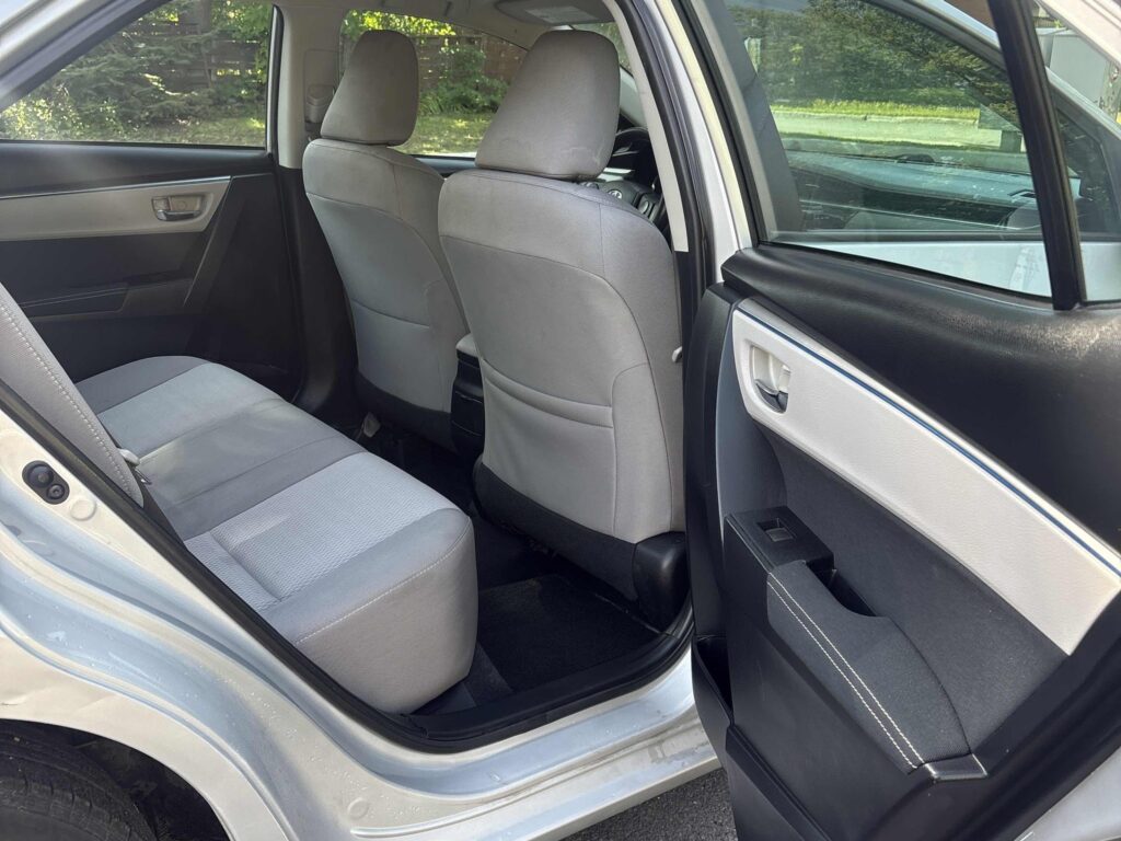 2014 Toyota Corolla LE – photo 11