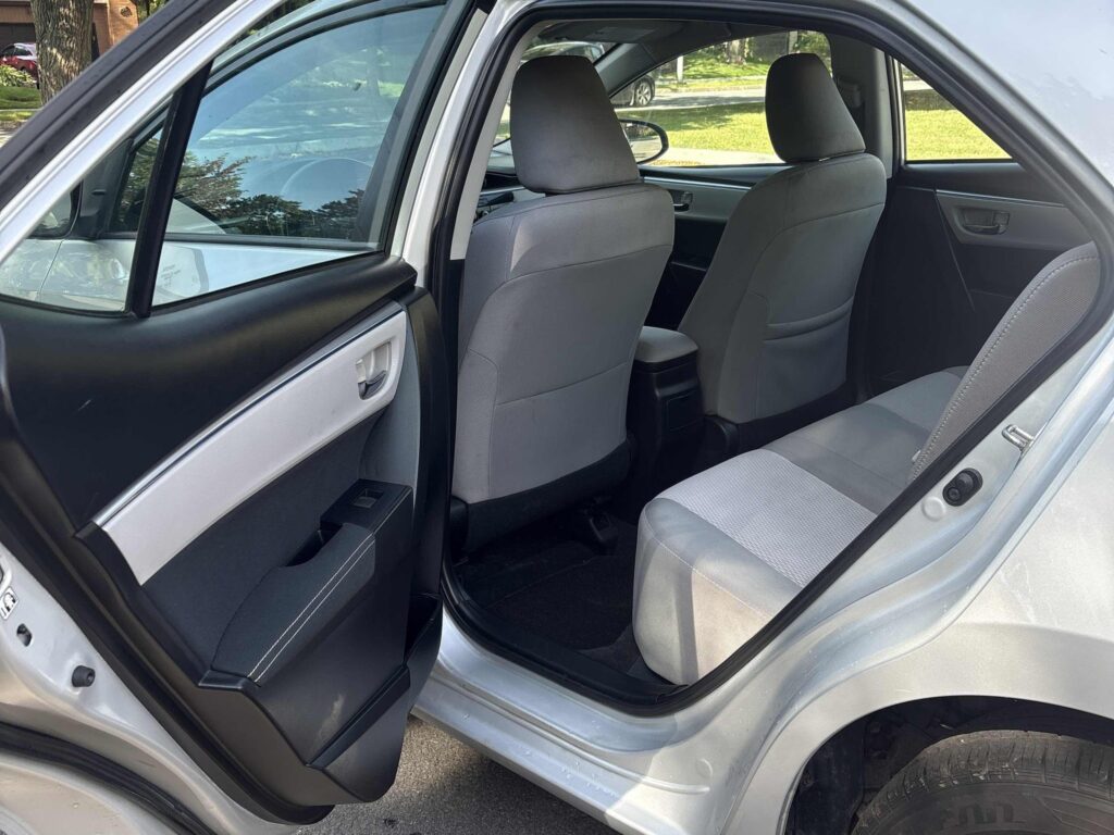 2014 Toyota Corolla LE – photo 12