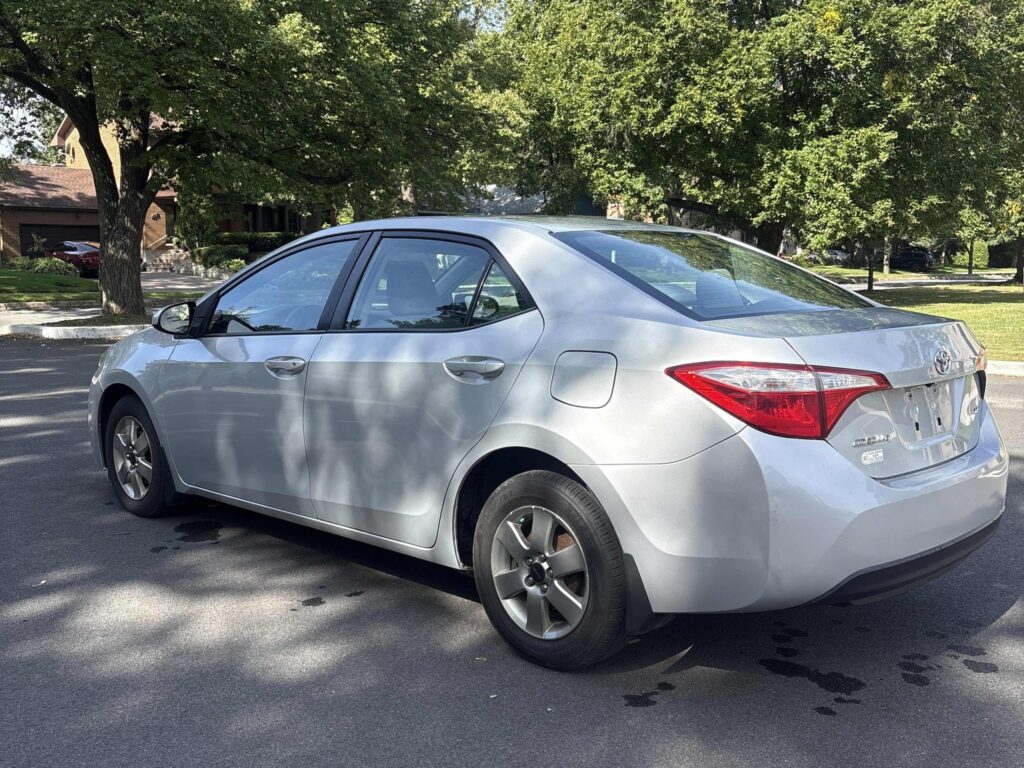 2014 Toyota Corolla LE – photo 21