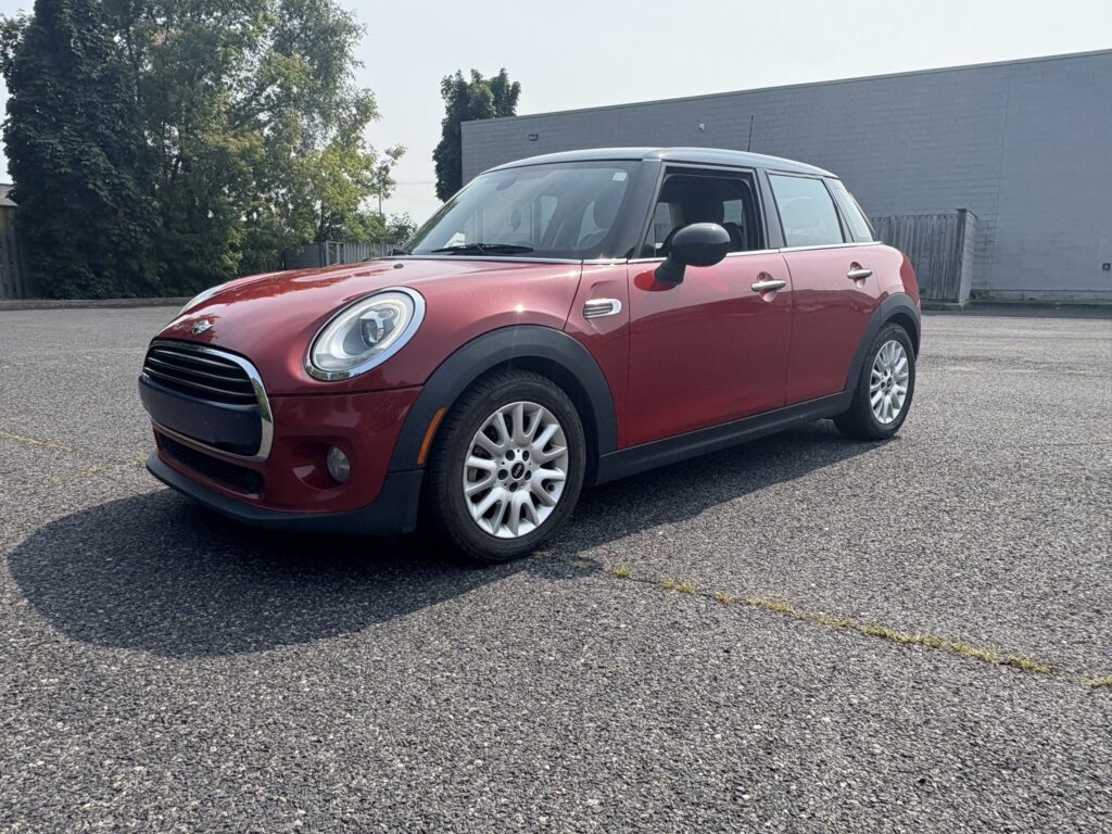 2015 MINI Cooper 5-door – photo 2