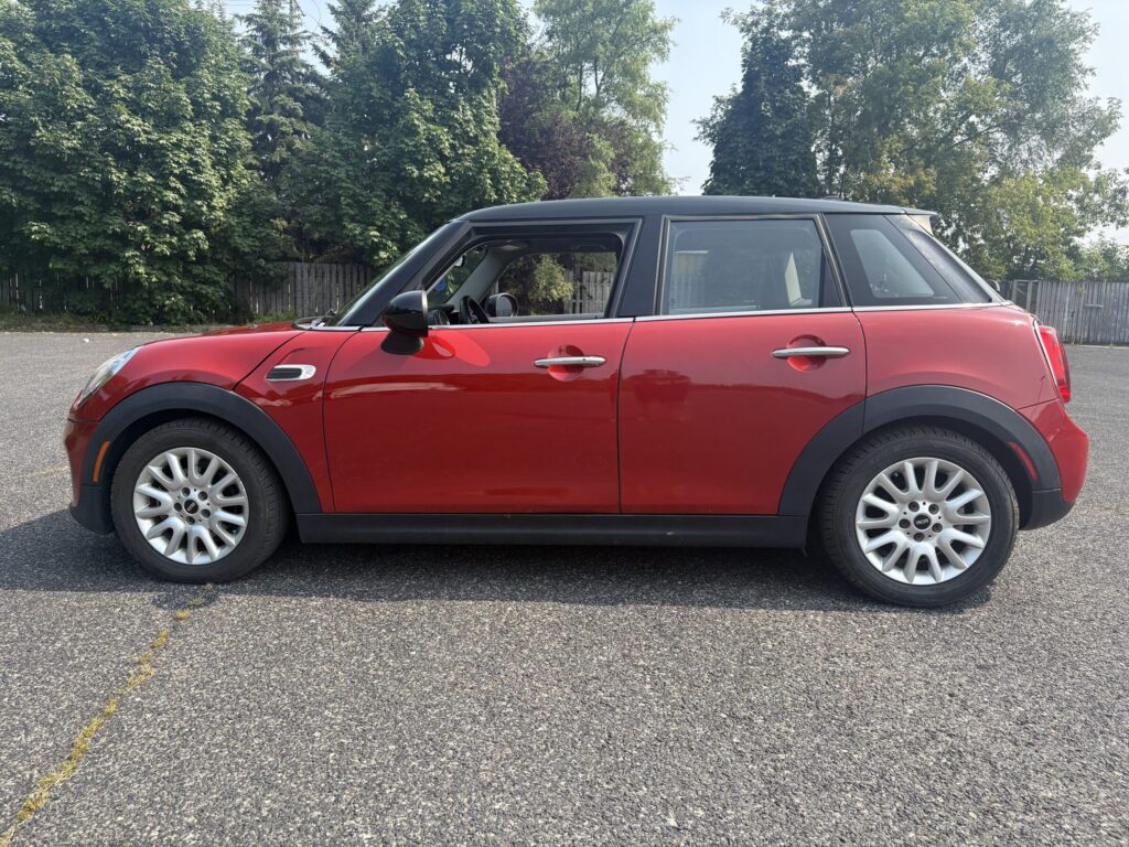 2015 MINI Cooper 5-door – photo 5