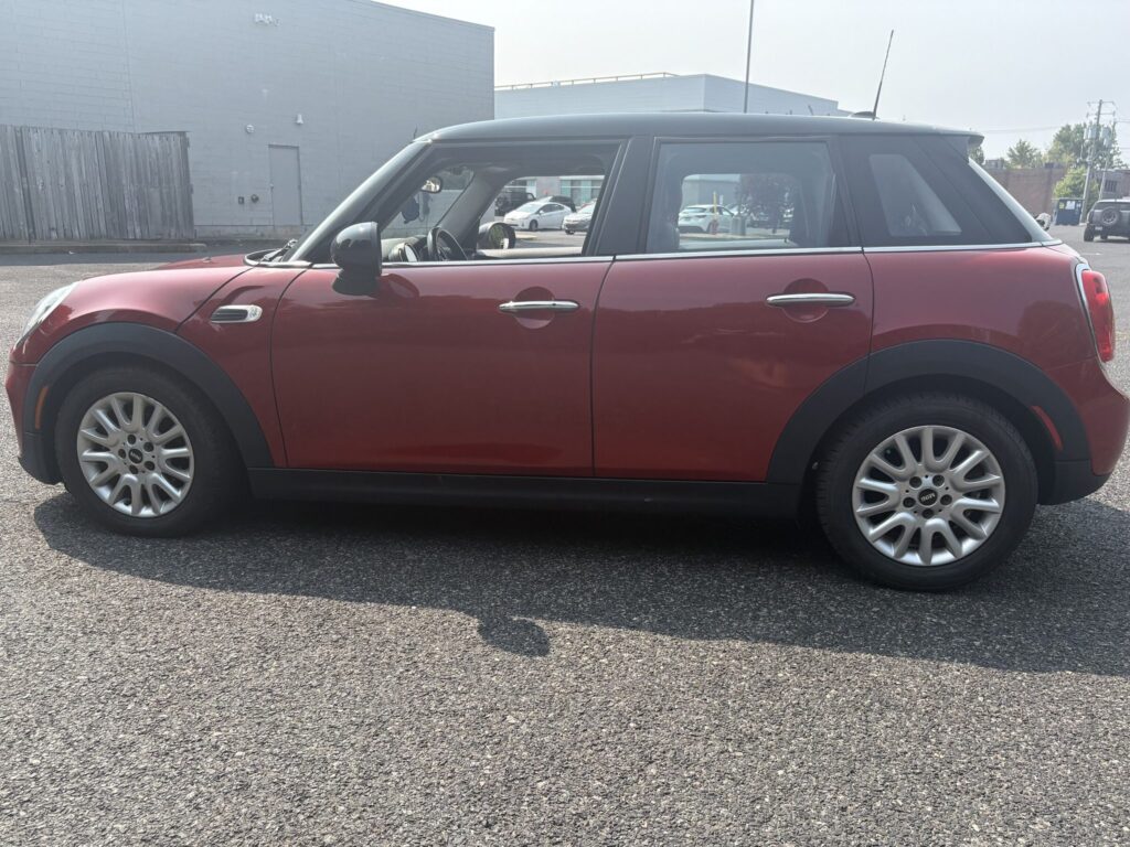 2015 MINI Cooper 5-door – photo 6