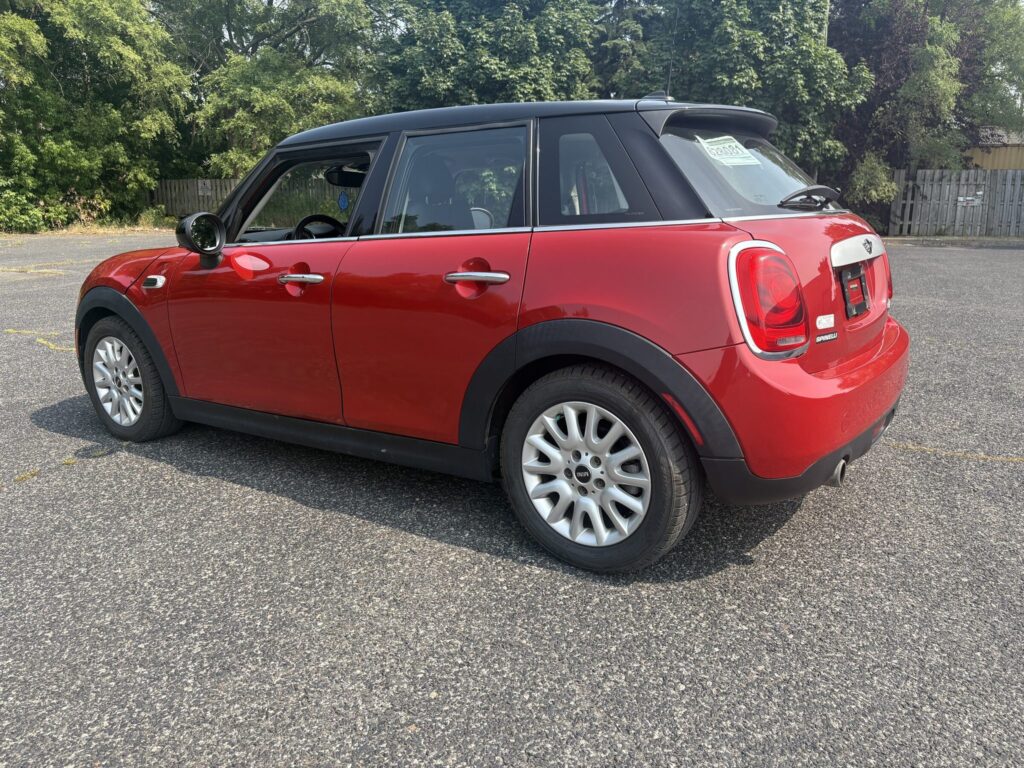 2015 MINI Cooper 5-door – photo 7